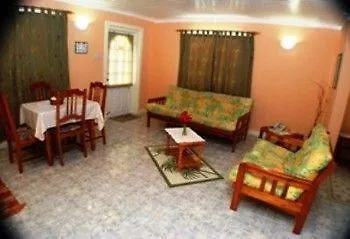 Skyblue Beach Apartments Saint Vincent