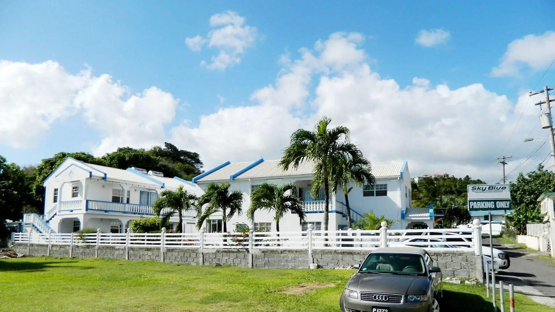 ** Hotel Skyblue Beach Apartments Saint Vincent Saint Vincent and the Grenadines